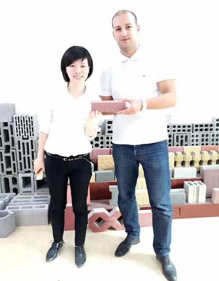 QT5-15 Machine Boosts Hourdi Block Production in Algeria