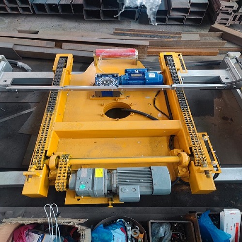 Intelligent control adjusts temperature, speed and tension automatically