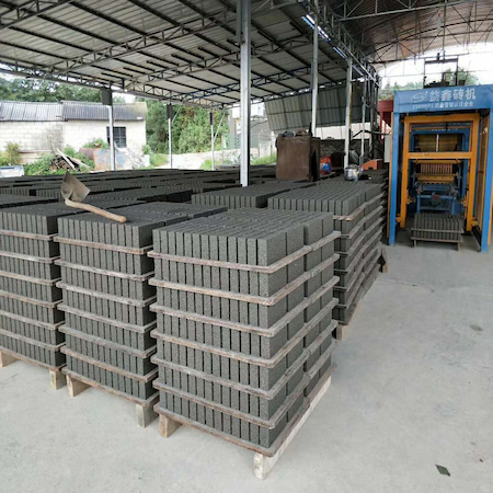 solid block production machine