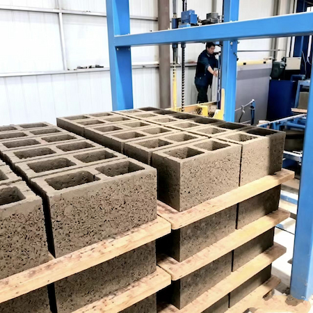 Permeable Paver Forming Machine 